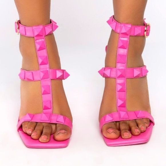 SATURDAY SHOE SHOPPING: $25 STARTS SZ 6-11 @ 9 AM ET - 50% OFF SZ 5-12 @ 11AM ET - Picture 4 of 4